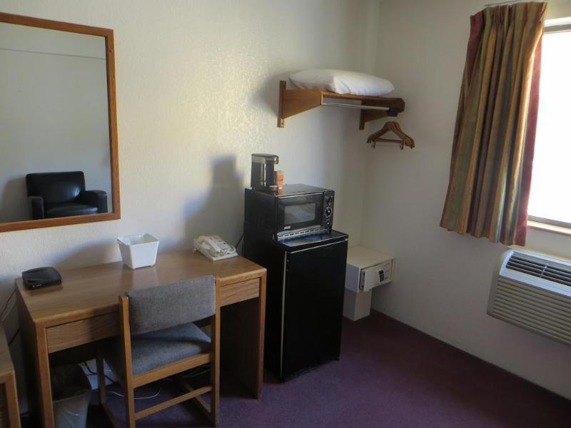 Hotel Super 8 By Wyndham Saanichton Victoria Airport Zewnętrze zdjęcie