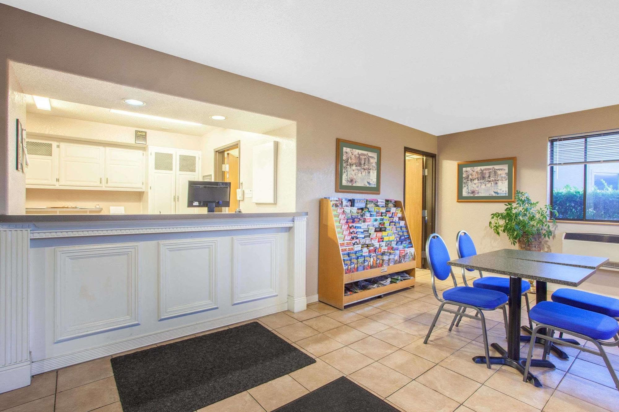 Hotel Super 8 By Wyndham Saanichton Victoria Airport Zewnętrze zdjęcie
